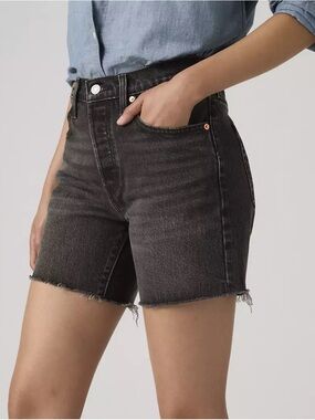 501 Mid-thigh Levi’s High-Rise Black Denim Shorts